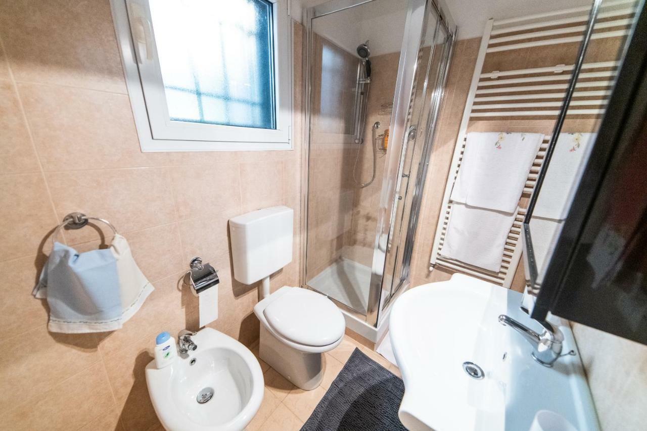 Апартаменты Anais' Loft- Osp. Sant'Orsola-Fiera Болонья Экстерьер фото